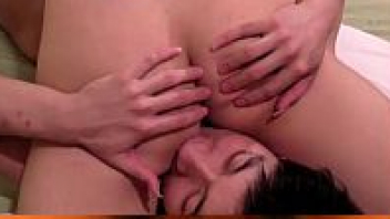 หนังโป๊เกย์ญี่ปุ่น Gay Japan สองหนุ่มวัยรุ่นเกย์ผลัดกันเล้าโลมอมควยเลียรูตูดท่า69 จนเสียวซ่าน แล้วเสียบสดเอาควยสอดใส่รูทวารกันจนน้ำควยพุ่งกระฉูดxxxx